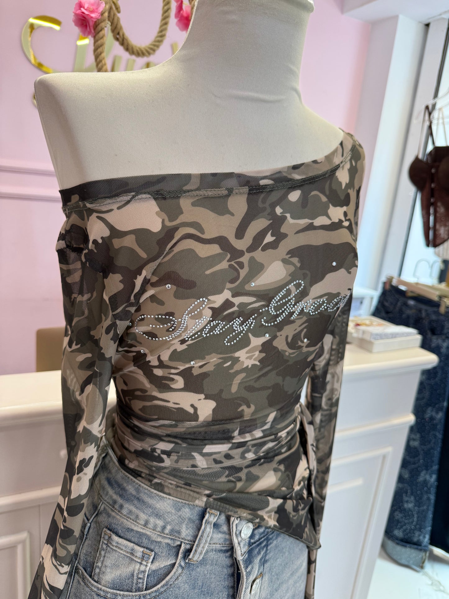 Camiseta War
