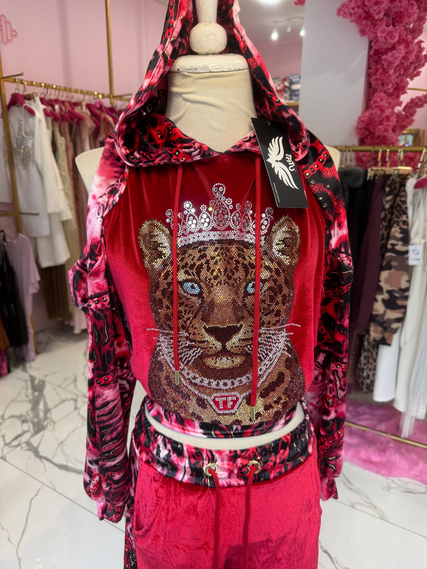 Conjunto Leon ROJO