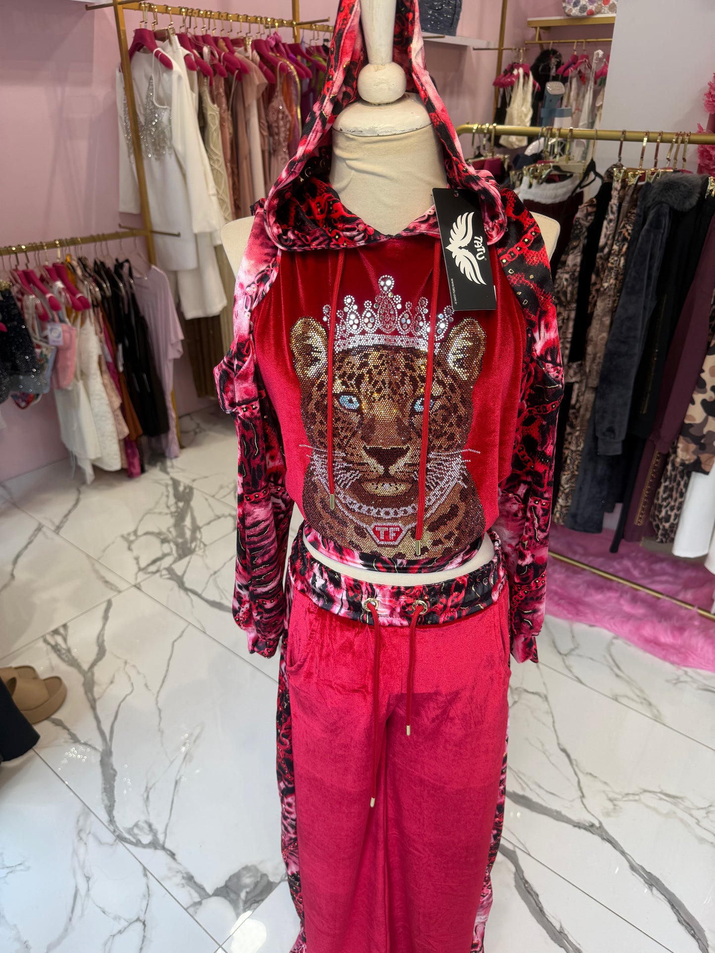 Conjunto Leon ROJO