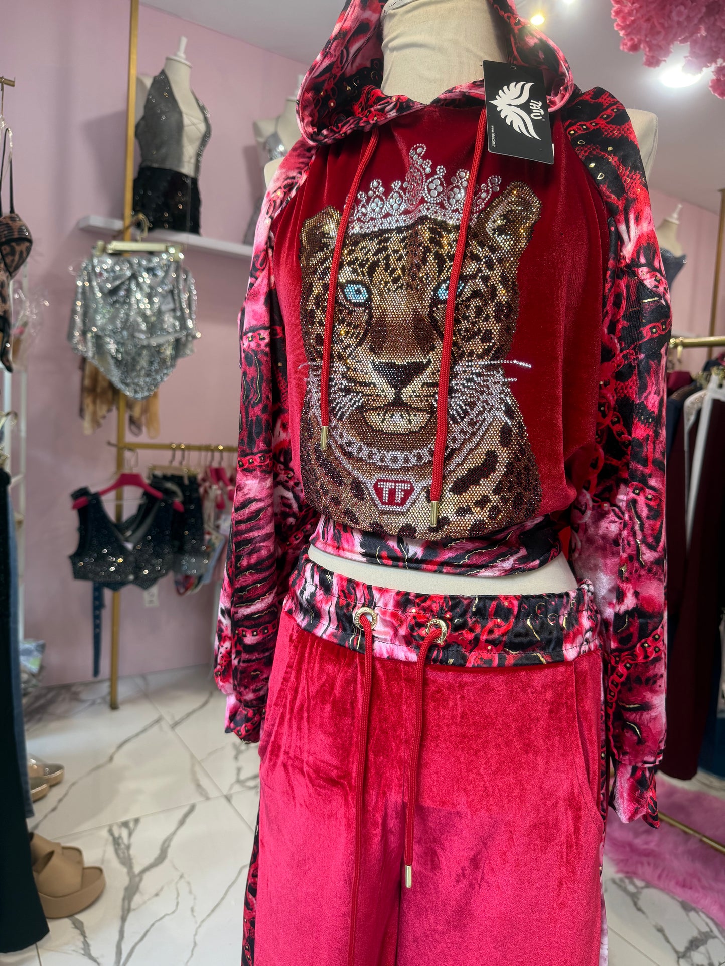 Conjunto Leon ROJO
