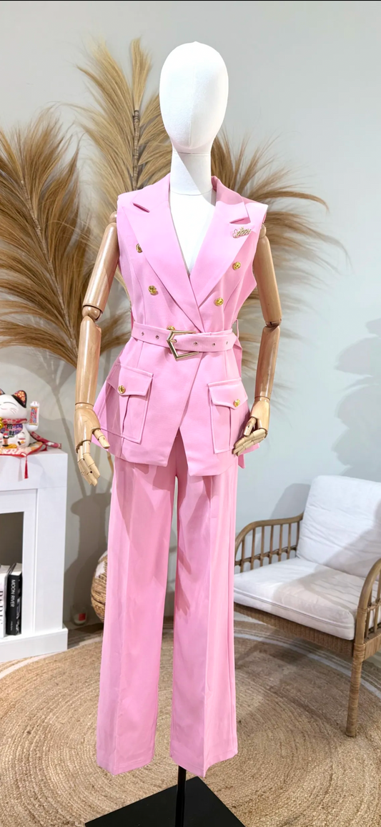 Traje Kardashian